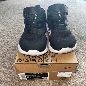 Nike Revolution Toddler Shoes 9c